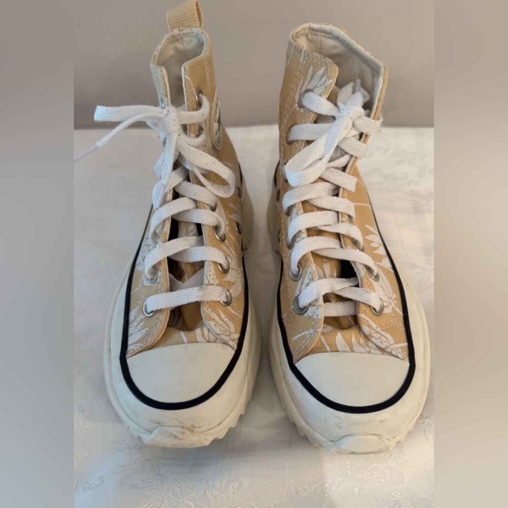 Converse All Star Chuck Taylor Lugged Lift Platform High-Top Sneakers Size 4.5